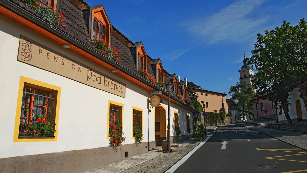 Penzion Pod Branou Poprad Exterior photo