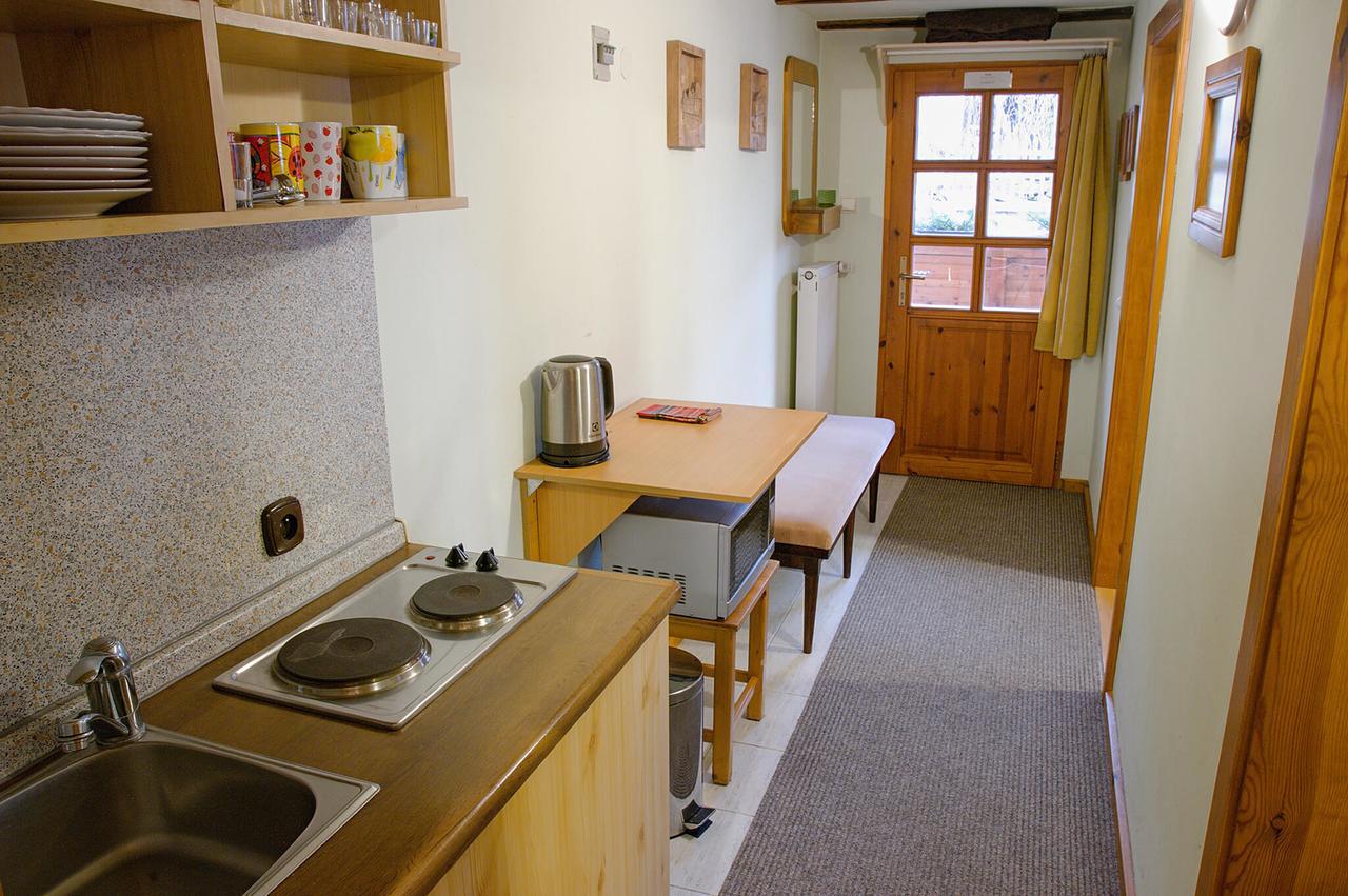 Penzion Pod Branou Poprad Exterior photo