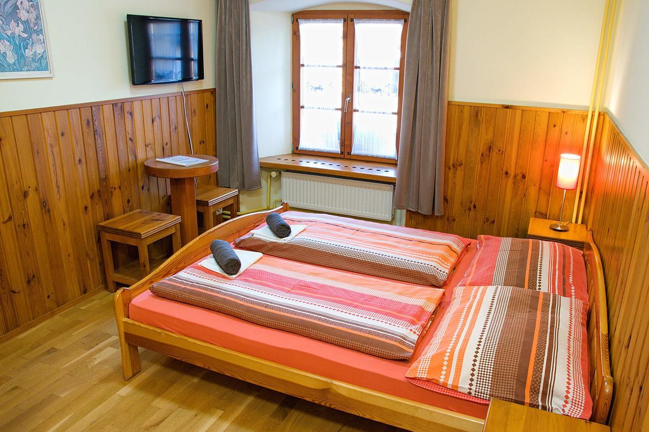 Penzion Pod Branou Poprad Exterior photo